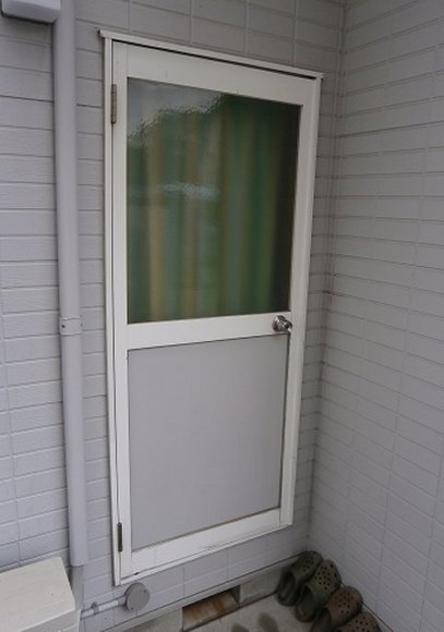 古くなったキッチンドア