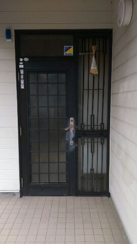 玄関のイメージが一新した玄関ドアリフォーム