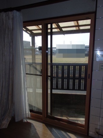 寒いキッチンの窓を断熱 暖かいお部屋への対策 リフォームネット浜松 ヒラノ