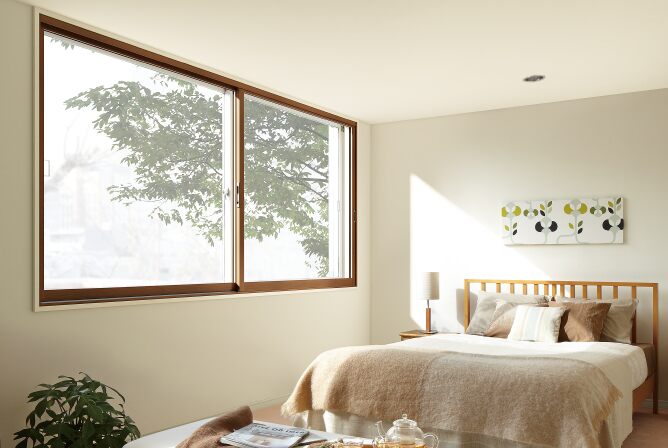 寝室を快適にするリフォーム 窓リフォームとシャッター取り付け