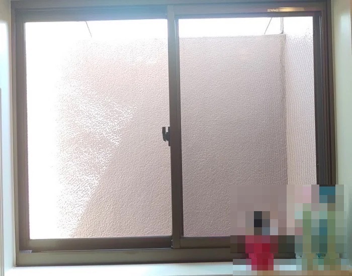 浴室の窓を内窓リフォーム