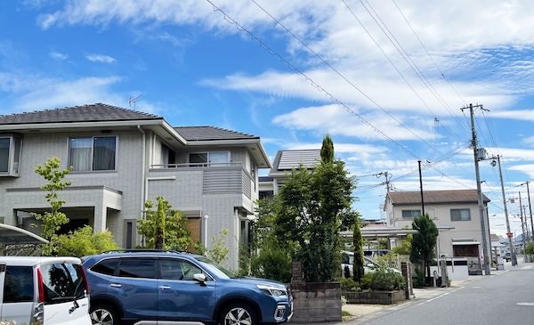 在宅中でも侵入される？窓防犯・玄関ドア防犯の見直しポイント